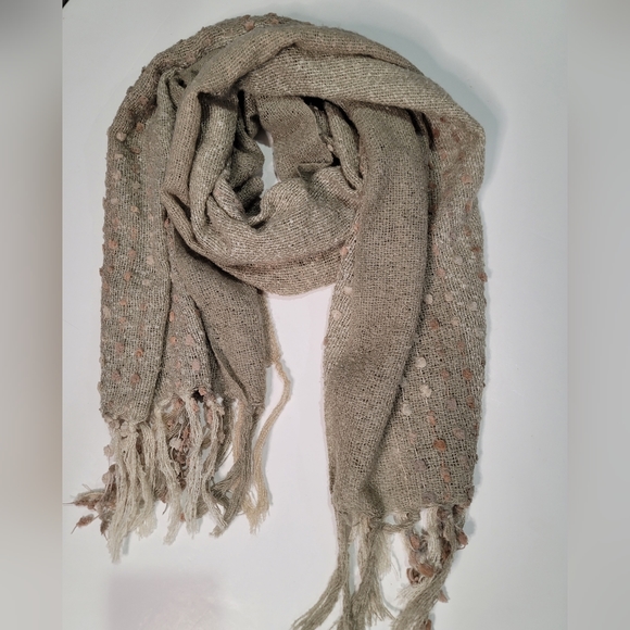 Simply Noelle scarf - Picture 1 of 5
